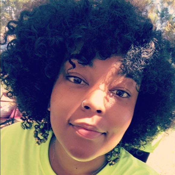 Meet your Posher, Shanena - Picture 1 of 1